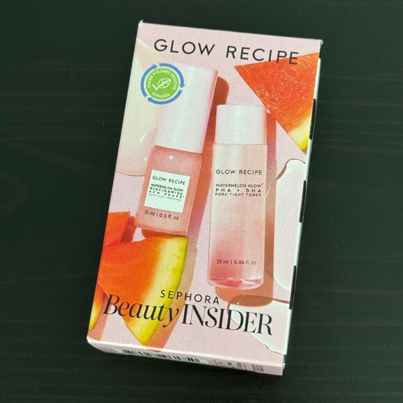 Glow Recipe Watermelon Glow Skincare Travel Set - Picture 14 of 16